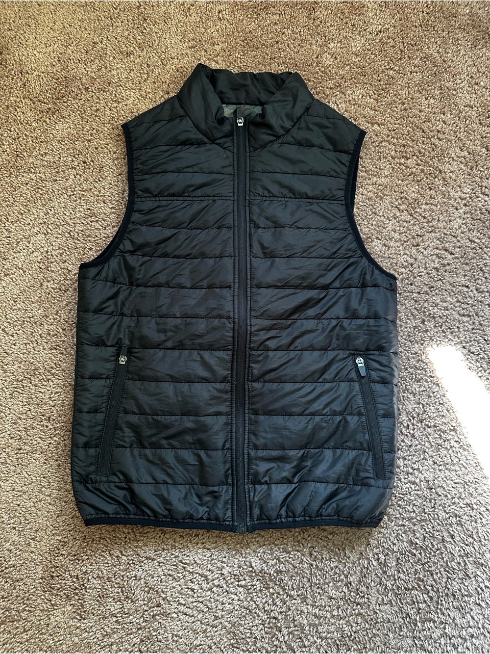 Men's Black Quilted Packable Vest - Casual Lightweight Layer